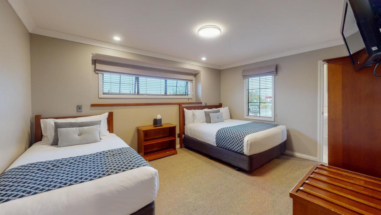 Quantum Motor Motel